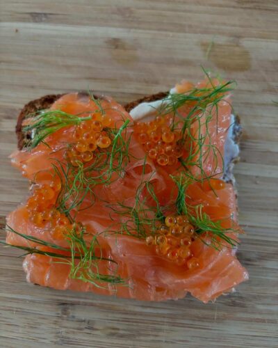 Smoked salmon with smoked salmon roe
